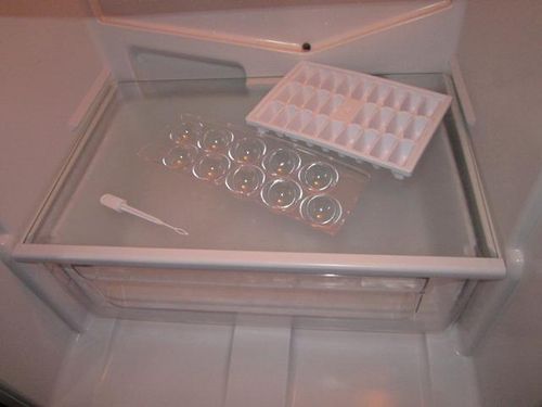 Холодильник не морозит, что делать?